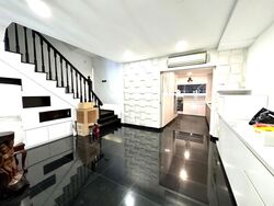 Goldleaf Gardens (D15), Terrace #577117741